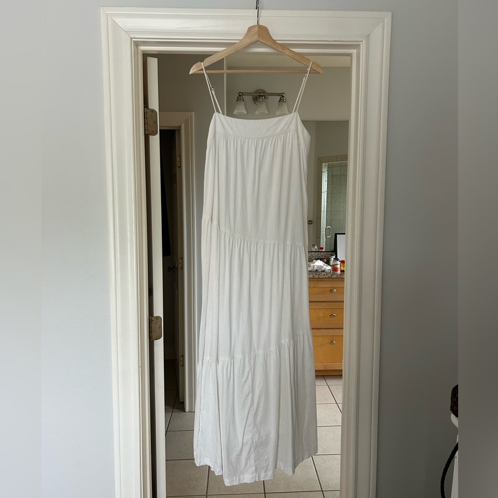 Abercrombie & Fitch White Maxi Dress